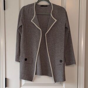 SFERRA Gray Knit Open Cardigan with Cream Trim